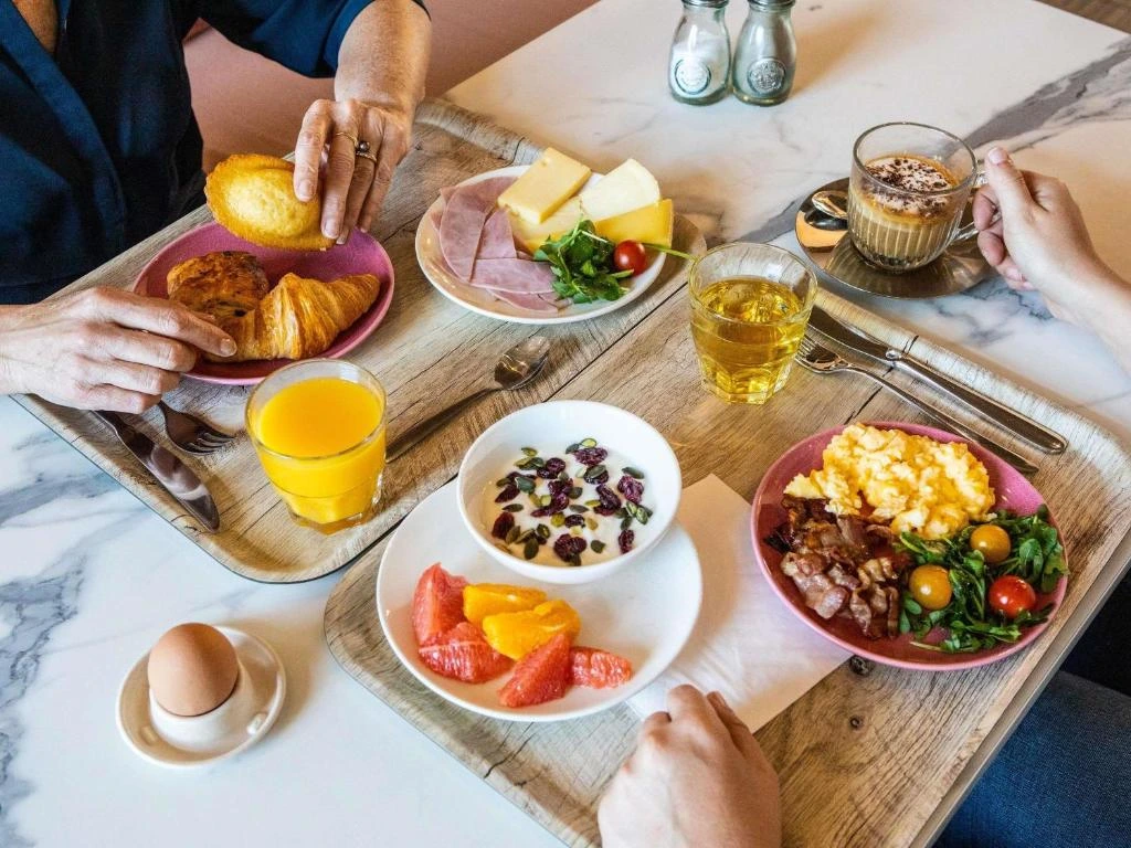 petit dejeuner ibis Paris Coeur dOrly