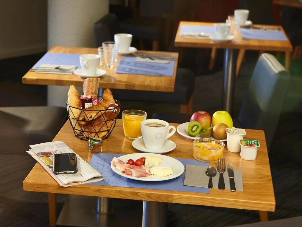 petite dejeuner Kyriad Hôtel Orly